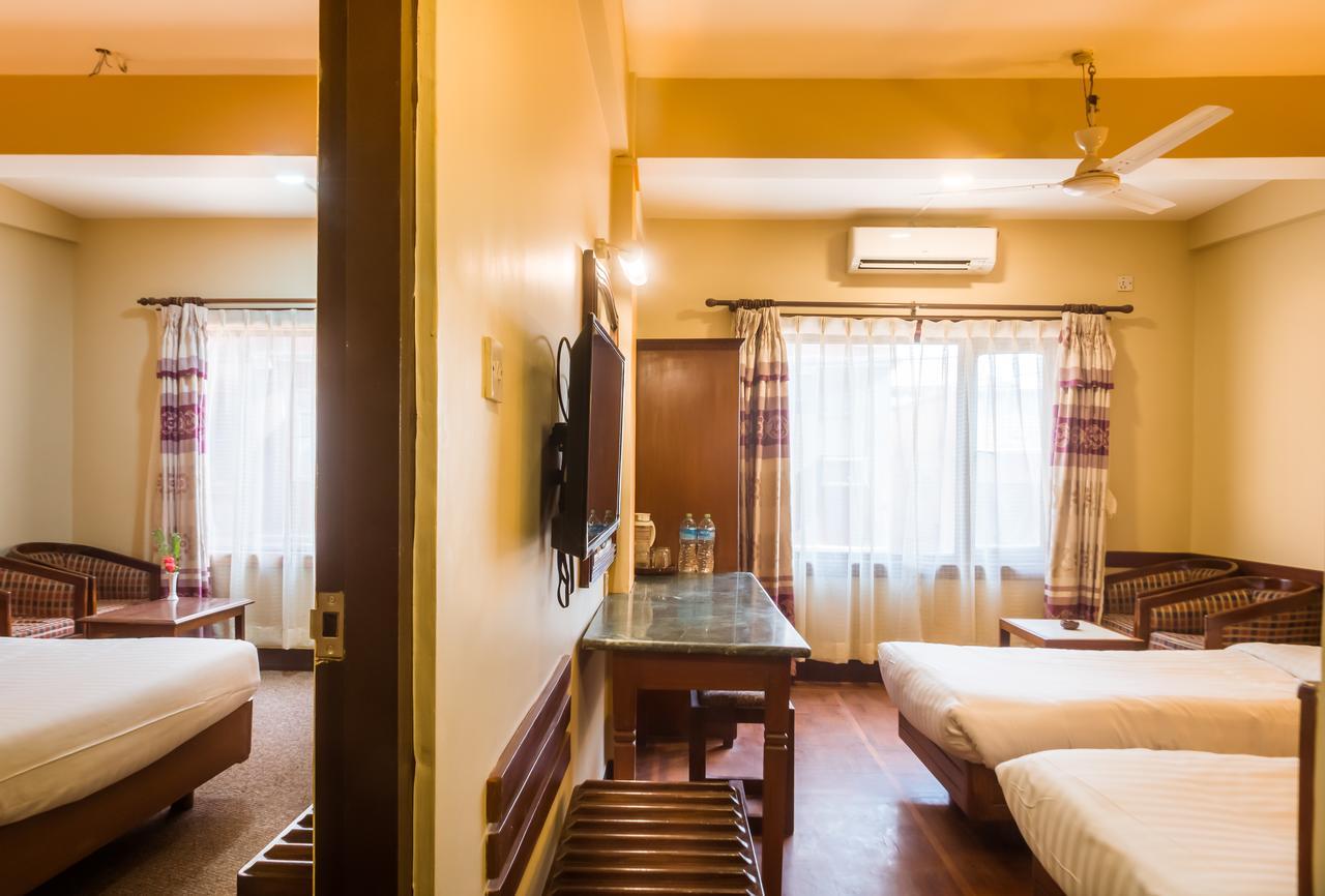 Little Nepal Inn Kathmandu Buitenkant foto