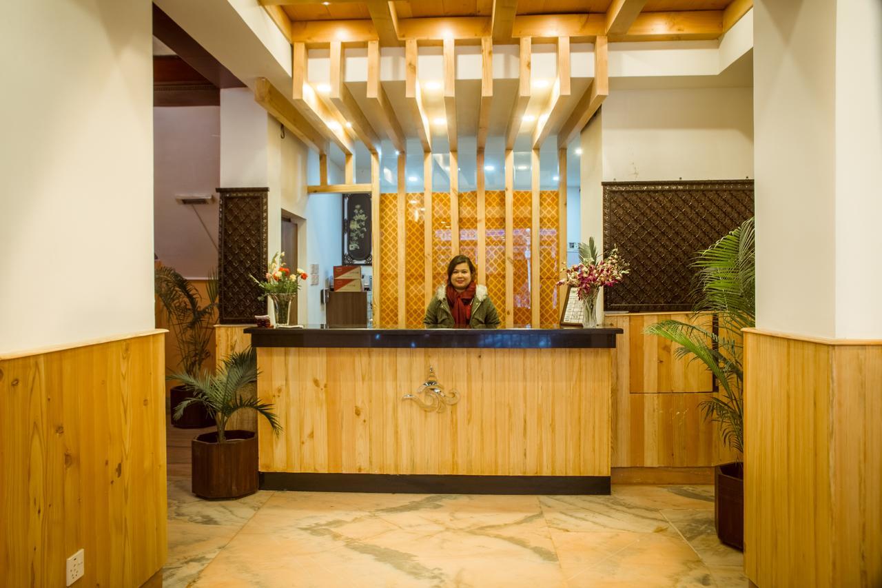 Little Nepal Inn Kathmandu Buitenkant foto